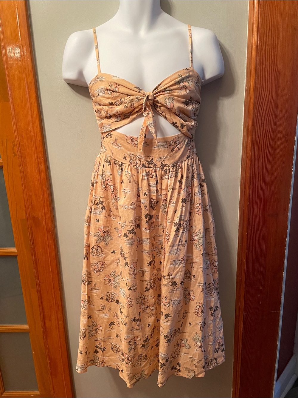 MINKPINK Tie-Front Cut-Out Feminine Coastal Whimsical Island Print Sundress